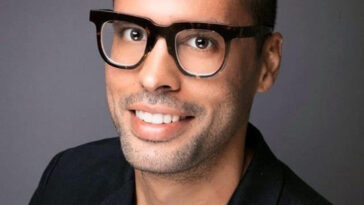 Photo of hairstylist Mark Rodriguez.