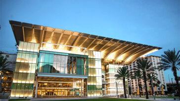 Photo of the outside o the Dr. Phillips Center.
