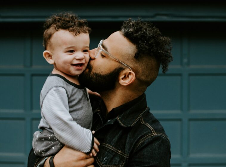 kelly-sikkema-FqqaJI9OxMI-unsplash - Central Florida Lifestyle