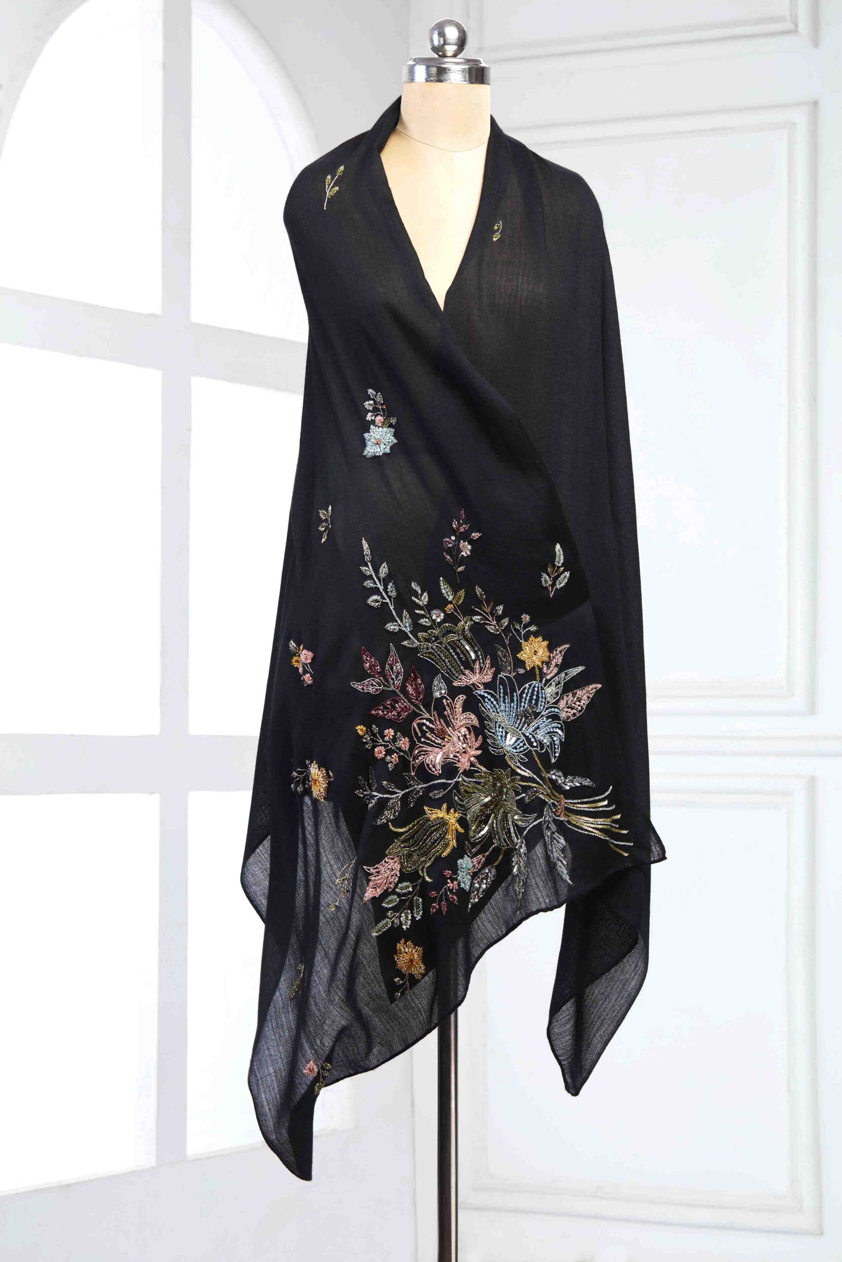 Bloom in the Dark full Central Florida Lifestyle